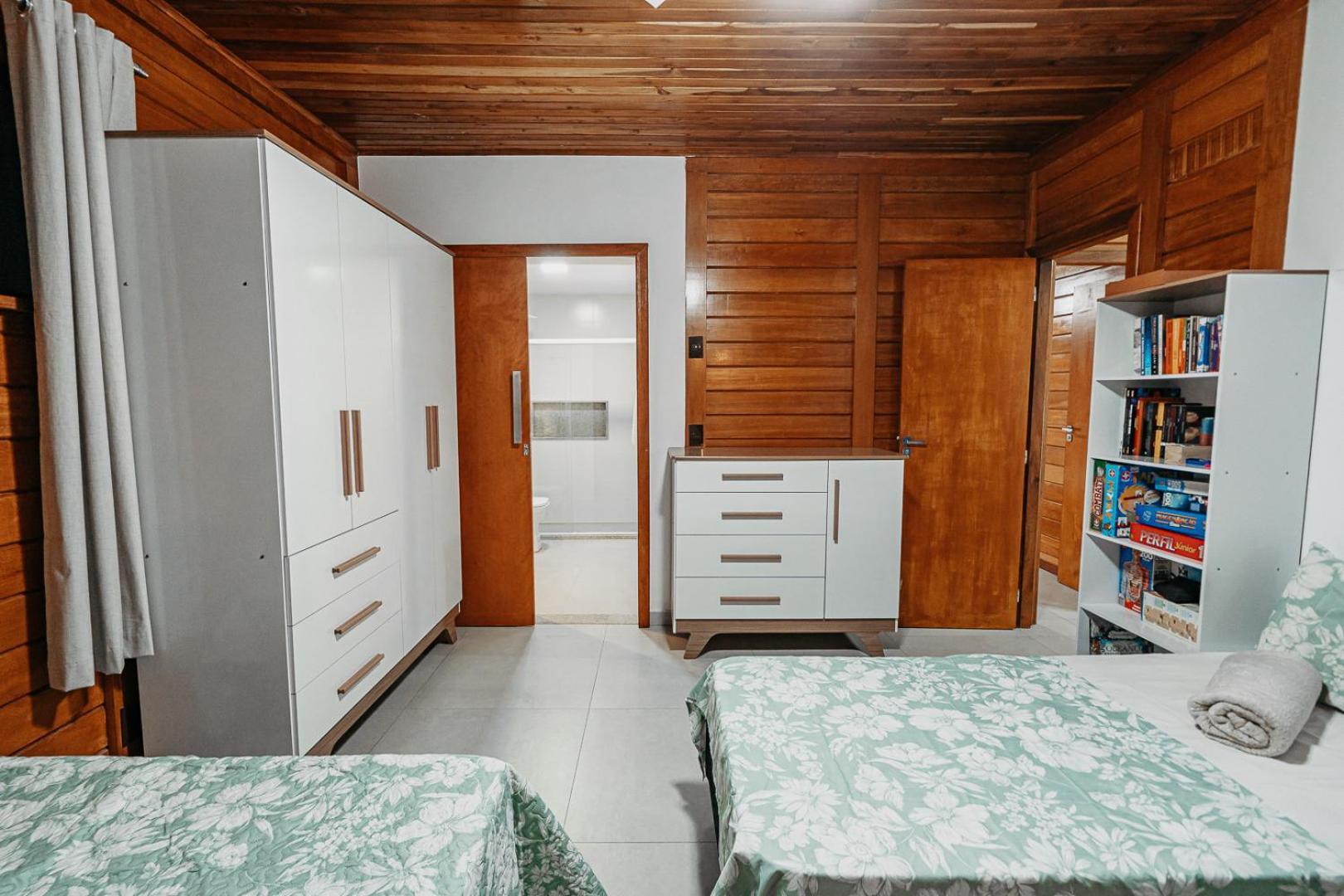 Casadecastelhanos, Quadra Do Mar De Castelhanos, 4 Suites Com Ar, Churrasqueira, Piscina, Hidromassagem, Cozinha Integrada Gourmet Ideal Para Familia E Amigos Аншиета Экстерьер фото